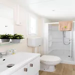 Holiday home Friendly Mobile In Family Village